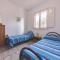 Poesia Flat - Roca