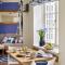 Courtyard Cottages Lymington, 2 Adults only