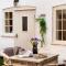 Courtyard Cottages Lymington, 2 Adults only