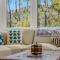 River Time Cabin - Riverfront, Hot Tub, Screen Porch, Fishing, Games, View, 3 King Beds