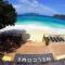 Phi Phi Long Beach Resort & Villa