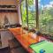 Cosy Studio with Forest Views, Noosa Hinterland