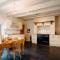 The Manor House - Uk6741