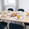 Gelbe Koffer - Design-Maisonette in Schiffweiler - Familien & Business - 2 Parkplätze - Self-Check-in