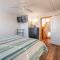 Carolina Cottage - Kitty Hawk, Oceanside, Walk to Beach, Pool, Hot Tub, Pool Table