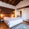 Amazon Petite Palace