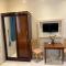 Golden Palace Suites