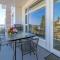 Elegant Condo With Private Bbq & Ocean Views