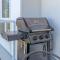 Elegant Condo With Private Bbq & Ocean Views