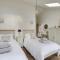 2 Bed in Woodbridge oc-chand