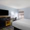 Days Inn by Wyndham Dodge City