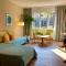 Villa Siesta, Park & Pool Living