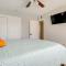 Relax Poolside: Central Group Getaway in Mesa!