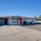 Relax Poolside: Central Group Getaway in Mesa!