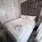 Aya Luxury Apartment 84
