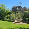 Sandown Lodge