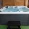 JACUZZI PRIVE Romann 1