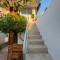 Samia House
