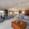 Show Boat - Kitty Hawk MP 2.5, Pool, Hot Tub, Rec Room, Pool Table, Golf Course Views