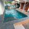 Puerto Galera Transient Kubo Guest Place