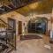 Grand Elite Cave Suites