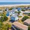 AVHC41 Outrigger Cottage on Hatteras Island