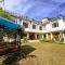 Corbett Mid Forest House with Swimming Pool Corbett Mid Forest House with Swimming Pool