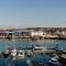 16 Marinus 16 Marinus