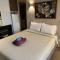 Flat Life Resort com vista do Lago
