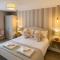 The Hand Hotel