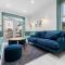 Stunning Townhouse - 7 bedrooms - up to 18 Guests