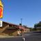 Super 8 by Wyndham Visalia