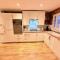 Fantastic 2-Bed House with Parking - Hosted by Hutch Lifestyle