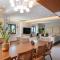 Vellis Residence