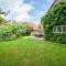 4 Bed in Mundesley oc-2217