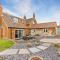 4 Bed in Ringstead oc-1672