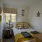 Lakefront Lodge w Paddleboard Fishing Cotswolds