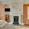 6 Bed in Cromer oc-1996