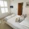 4 Bed in Mumbles oc-hh53