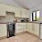 2 Bed in Holmesfield oc-pk783