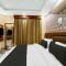 Super Townhouse OAK The Dev Regency