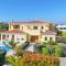 Holiday House Beach Porto Mós by Villas Key