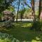 01 Tudor Court, Tolroy Manor