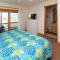 Carolina Getaway - Corolla, Ocean Sands, 150 Yds to Beach, Pool, Hot Tub, Pool Table, Arcade Game