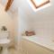 Redstart Cottage
