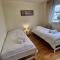 Good location, spacious, comfortable and bright!!