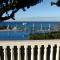 Loukas Apartments On The Waves