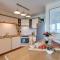 2 Bed in Clifton Court oc-fl24