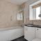 2 Bed in Windermere oc-gl073