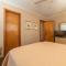 Koo Koos Nest - Corolla, Ocean Sands, 80 Yds to Beach, Ocean View, Pool, Pets OK